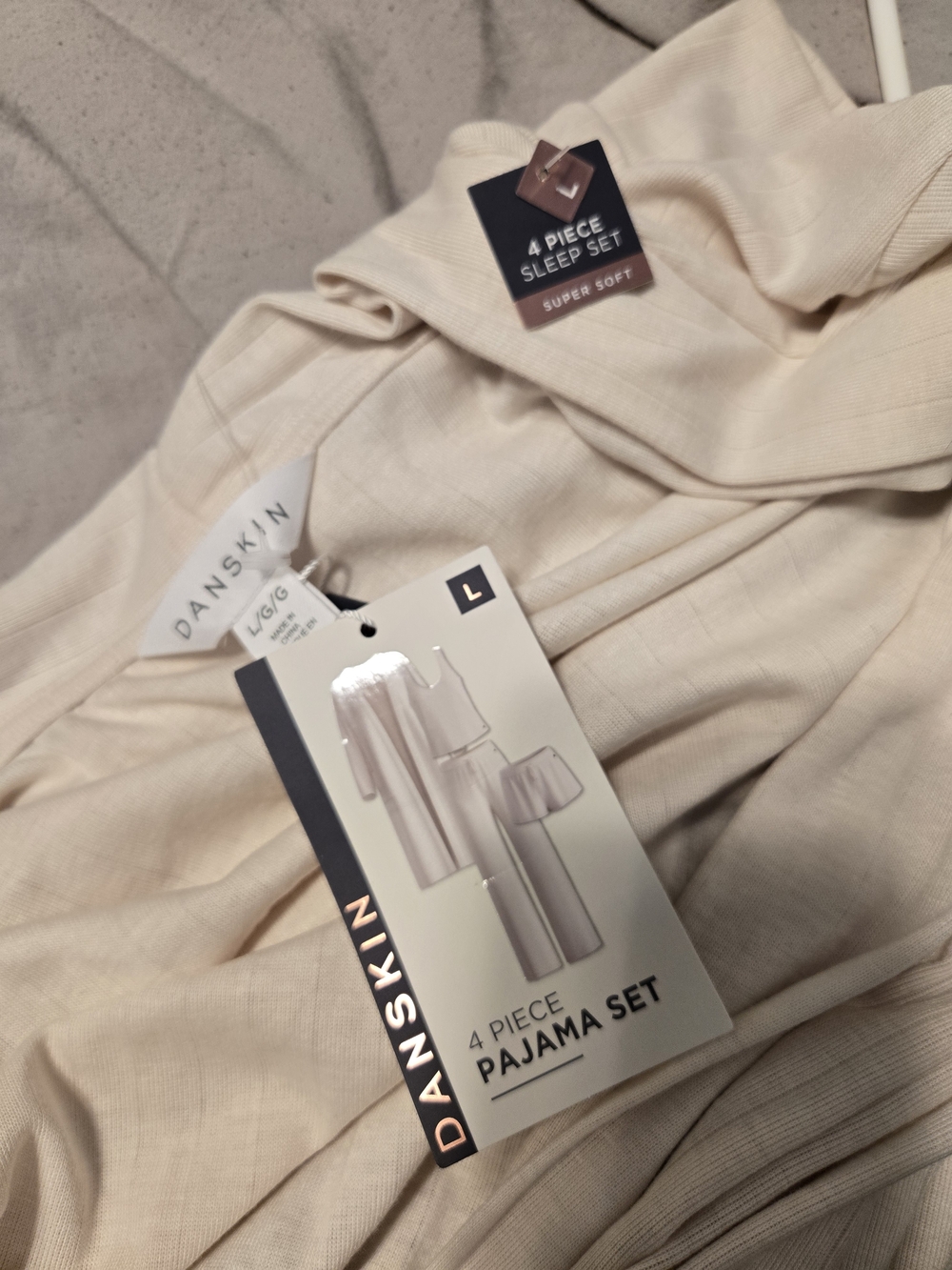 Danskin Cream 4-Piece Pajama Sleep Set